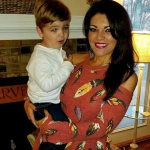 Meet your Posher, Alicia